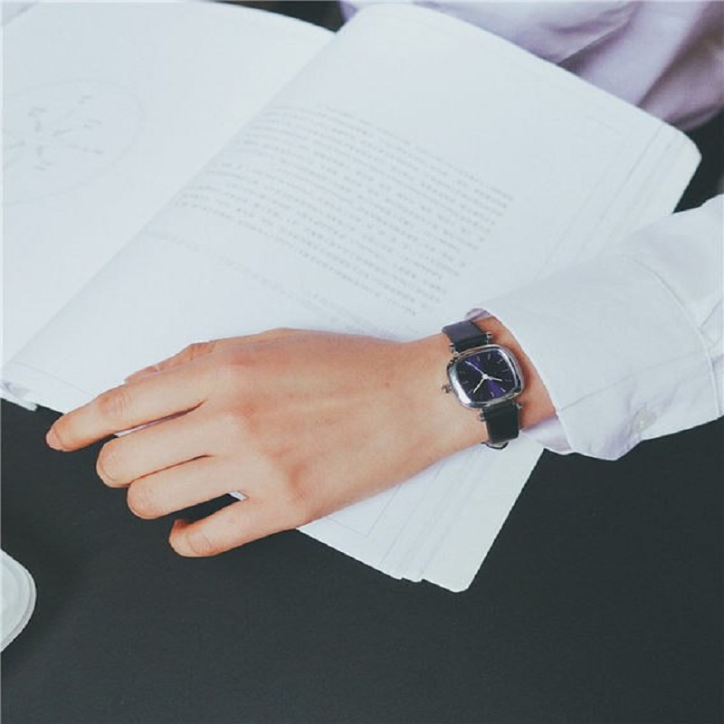 Vintage leather square dial watch women