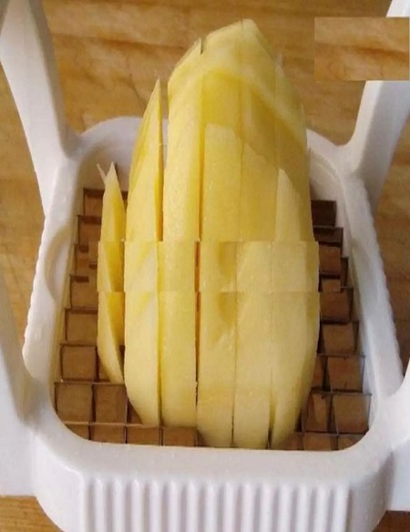 Apple/ Mango/ Potato/ Tomato And Other Fruits And Vegetable Cutter Also French Fries Cutter 