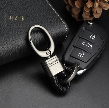 Hand Woven Horseshoe Buckle Keychain