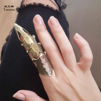Tocona Gothic Knuckle-