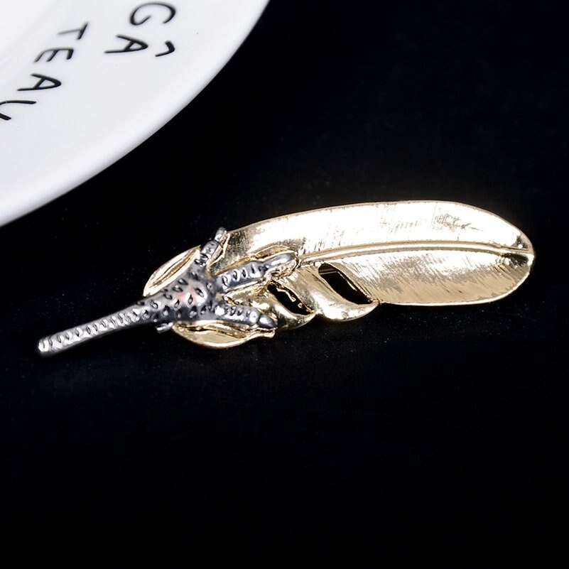 Gold Eagle Feather Claw Leaf Lapel Suit Pin Brooch