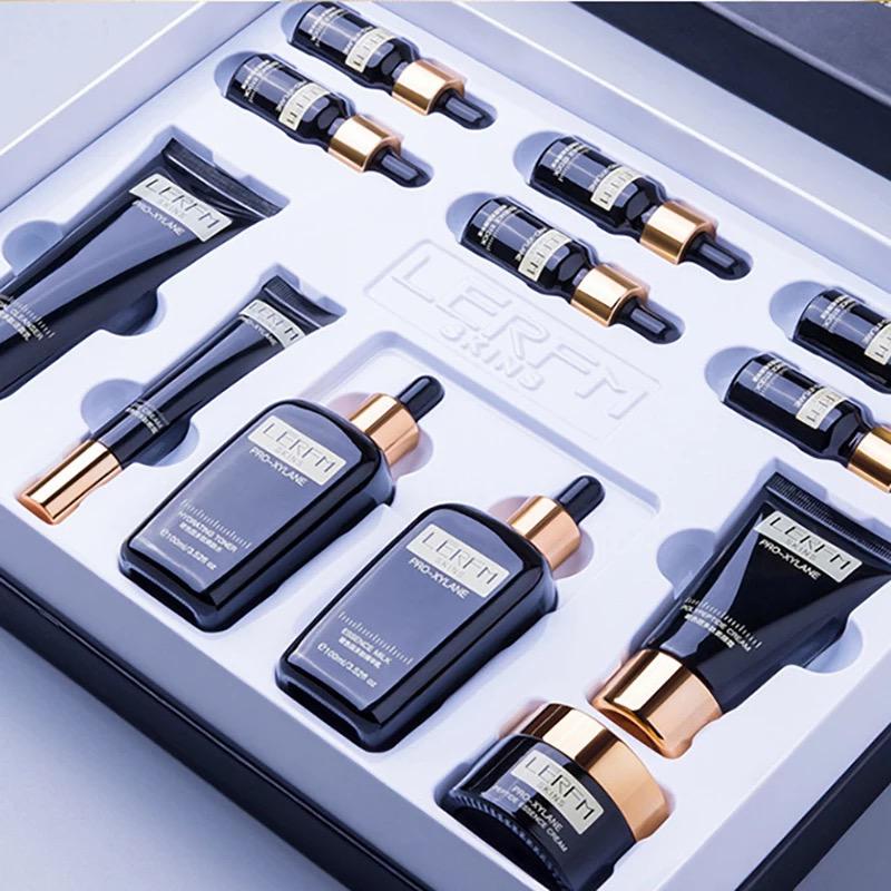 Twelve Piece Set of Rejuvenating with Peptides Moisturizing Oil Control Brighten Skin Color