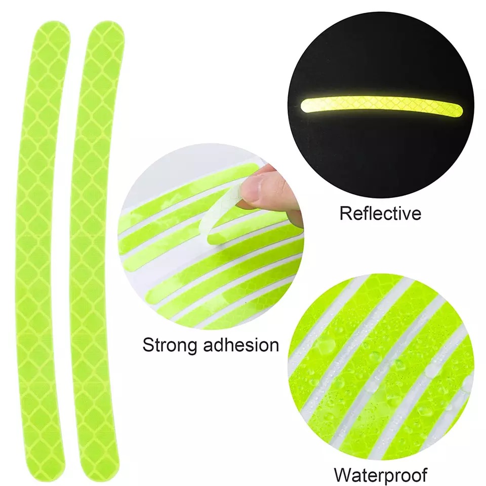 20 Pcs Car Wheel Hub Reflective Sticker Tire Rim Reflective Strips Luminous Sticker for Night Driving Green