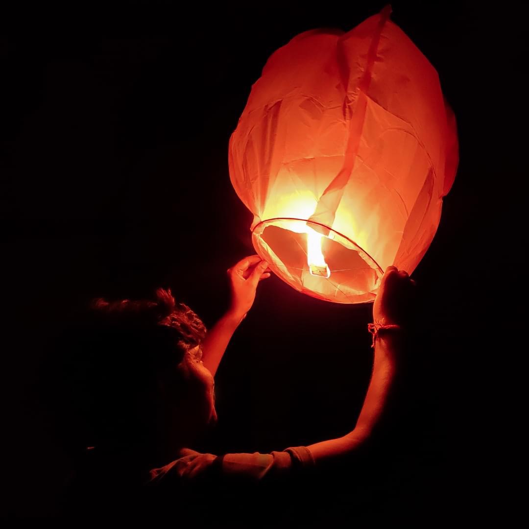 Flying Lanterns (5PCS)