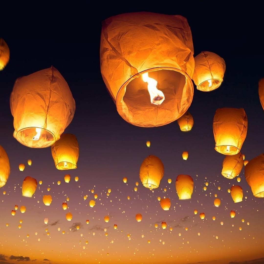 Flying Lanterns (10 PCS)