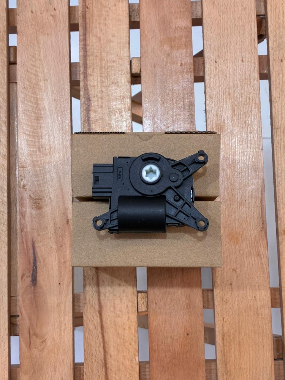 Proton Air Conditioner Servo Motor Air Conditioner Damper Actuator Auto