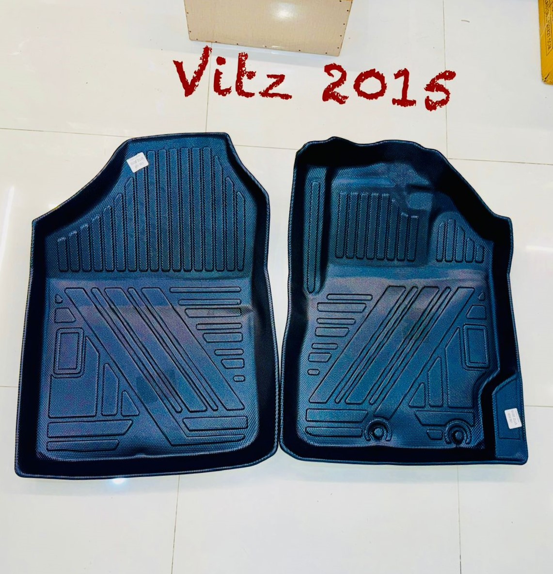 Toyota Vitz TPE Floor Mat Black 2015