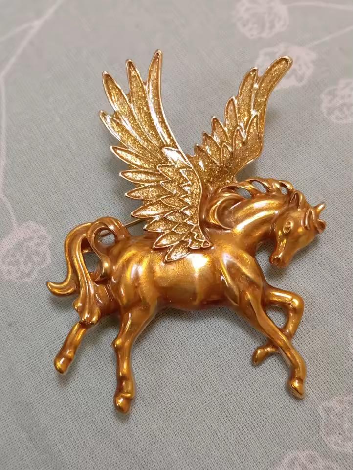 Horse Flying Brooch